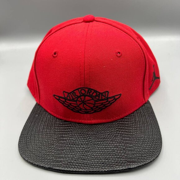 Air Jordan‎ Wings Hat Men Red Black Jumpman Snap Back Cap - Picture 1 of 8